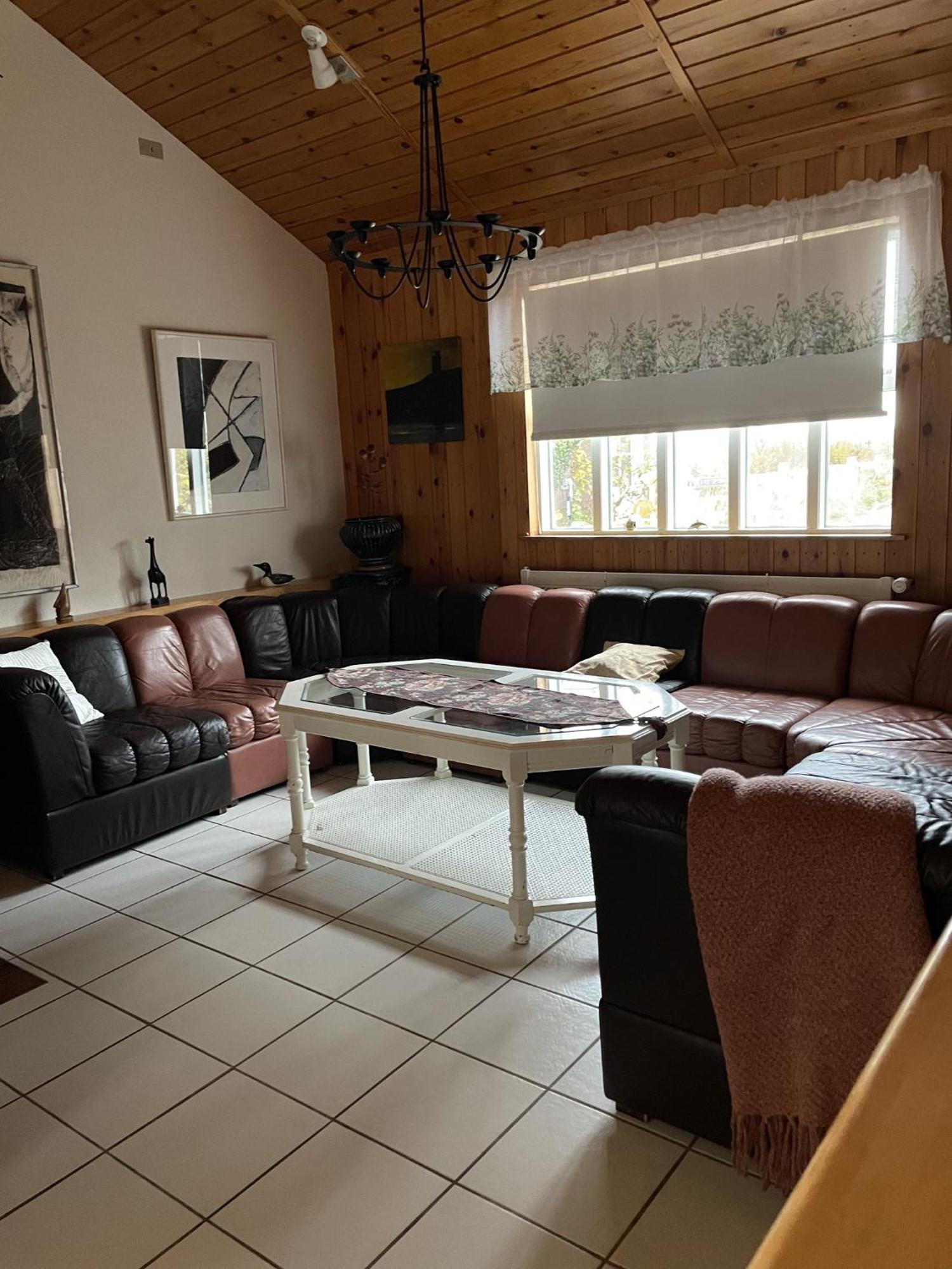 Kaldbaks-Kot Cottages Húsavík 外观 照片