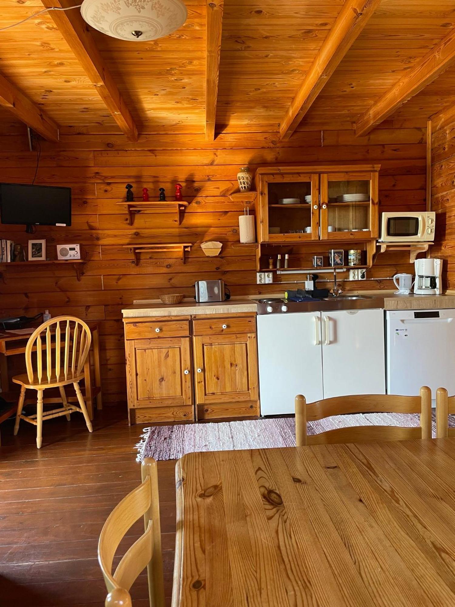 Kaldbaks-Kot Cottages Húsavík 外观 照片